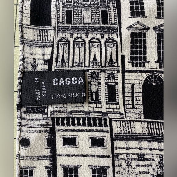 Silk scarf-20” Square - Picture 13 of 16